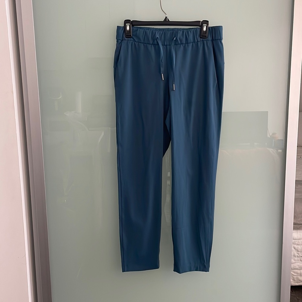 Lululemon On the Fly Pants 7/8